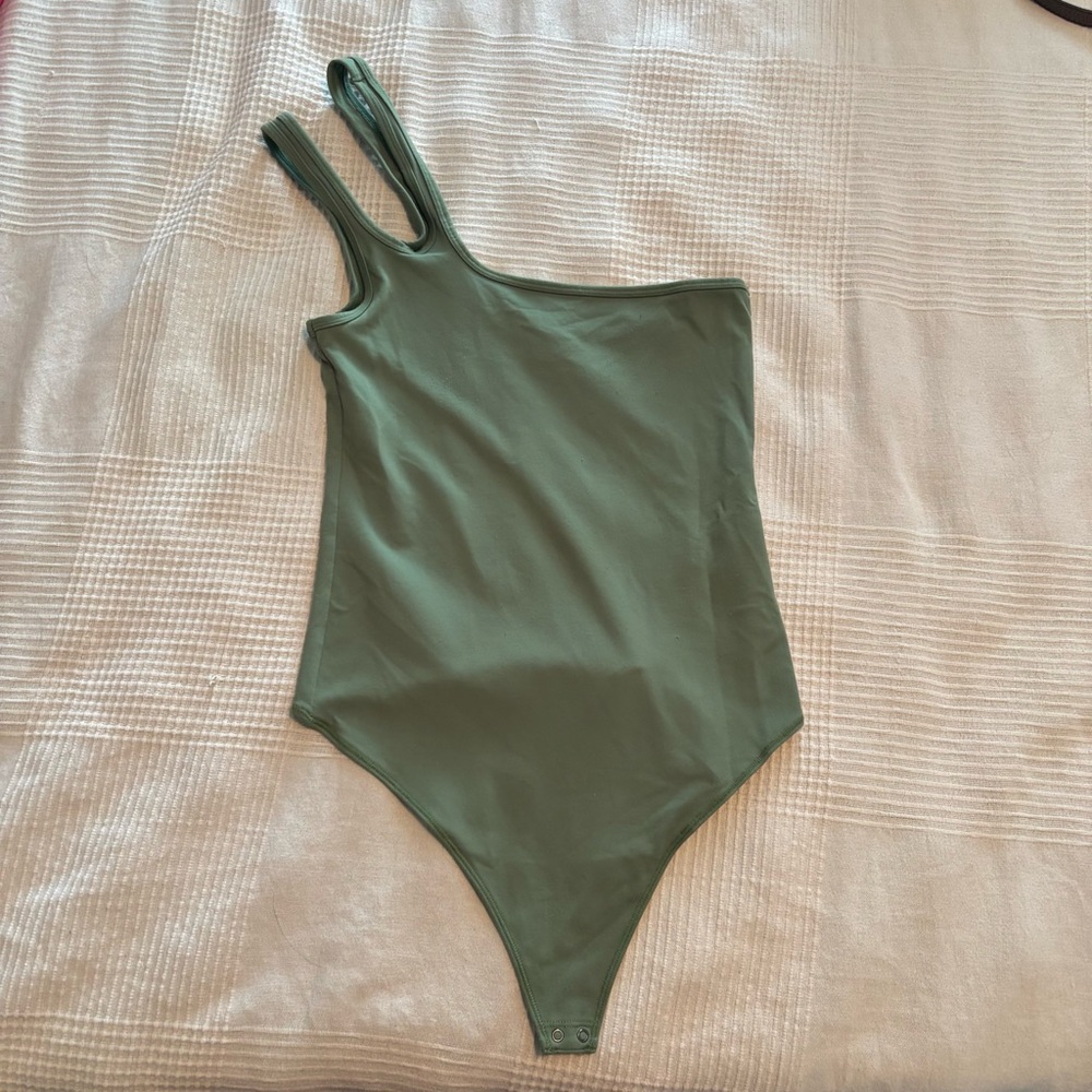 Green One-Shoulder Bodysuit